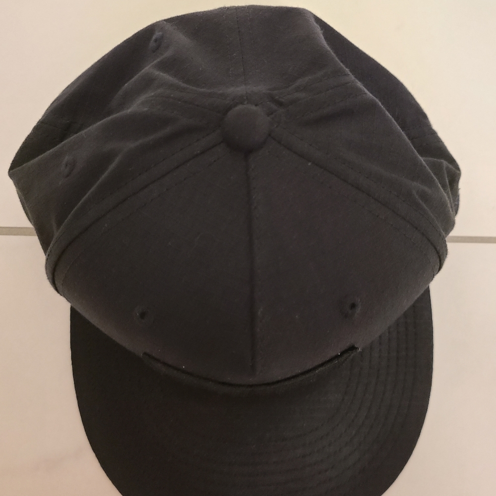 DC Shoes Adjustable Hat - Picture 2 of 11